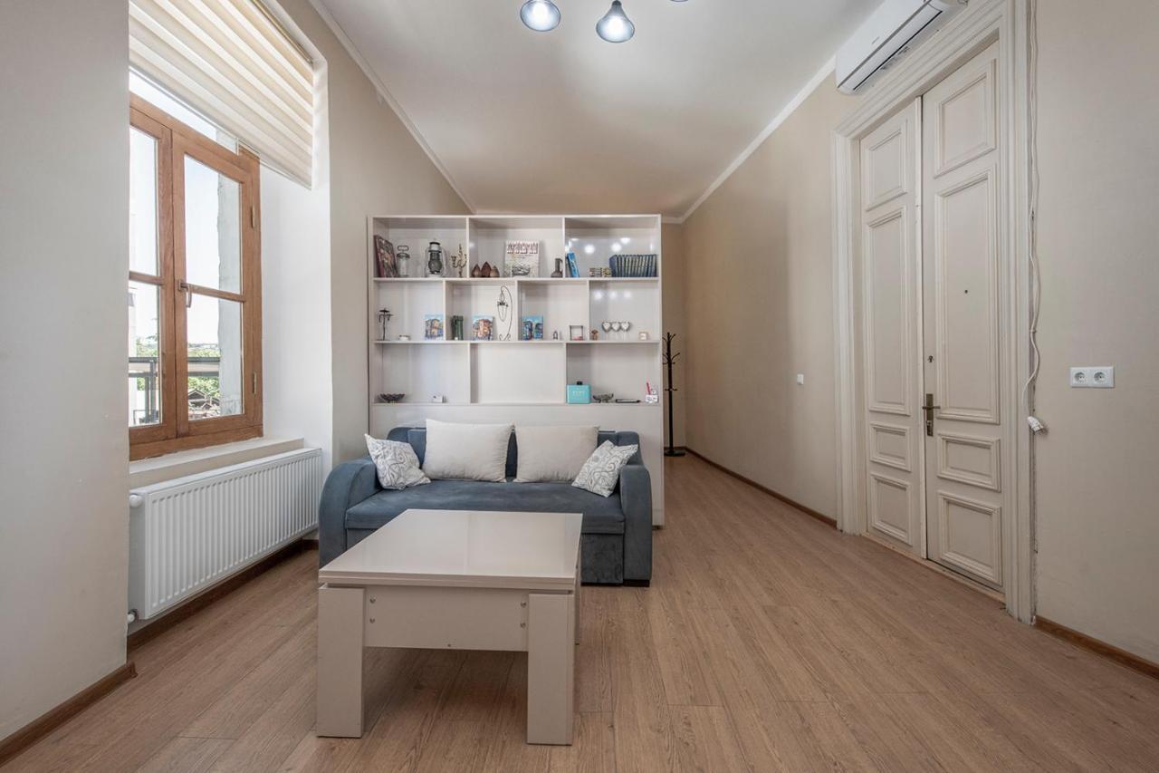 Orbeliani Apartament