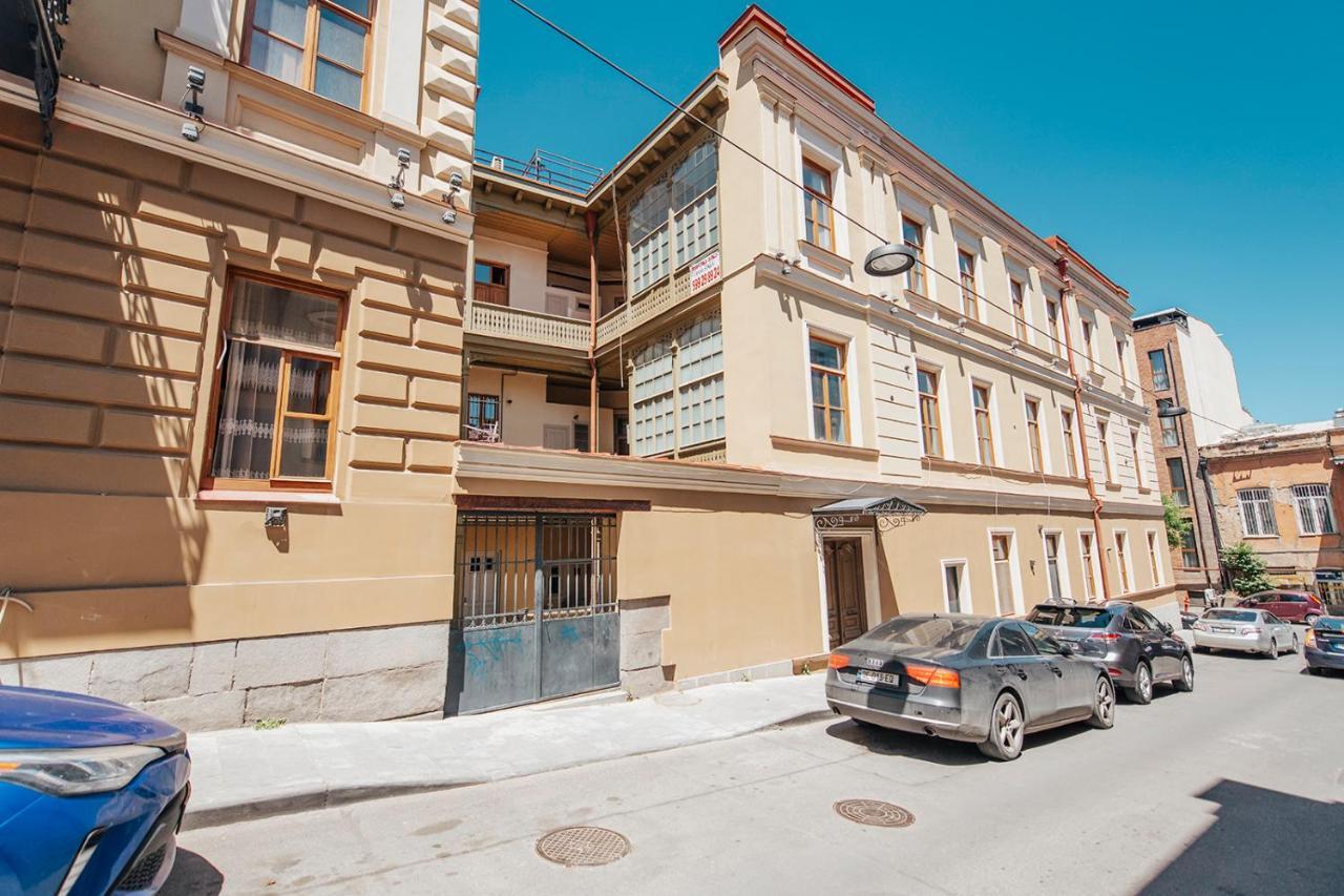 Orbeliani Apartament *